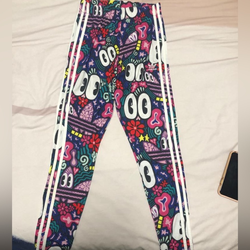 🪸Colourful Pants Adidas 🏵️